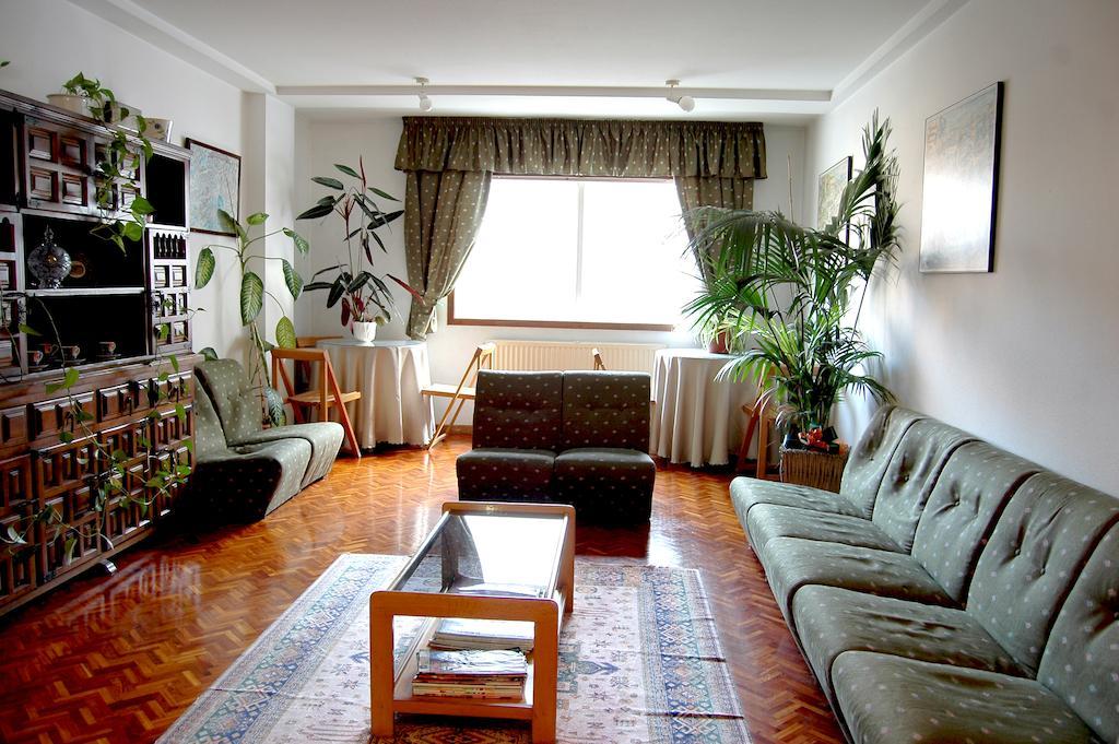 Hostal Charo II Santiago de Compostela Exterior photo